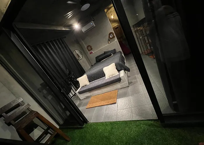 Kubu Black House